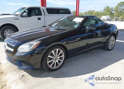 2019 Mercedes-Benz Slc 300 z USA, uszkodzony, nr VIN WDDPK3JA8KF162885